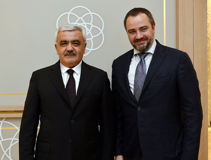 Rövnəq Abdullayev Ukrayna Futbol Federasiyasının prezidenti ilə görüşdü