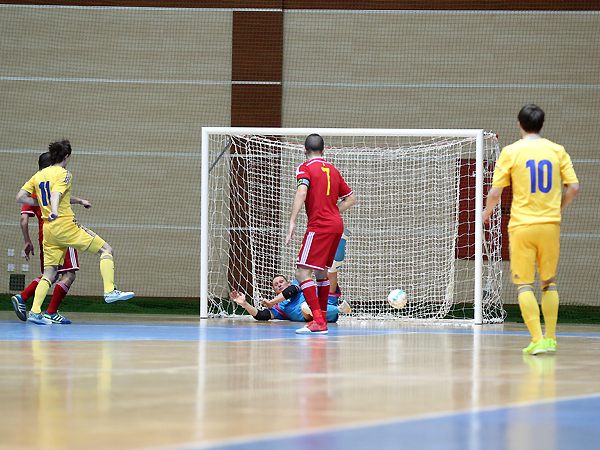 Futzal üzrə AÇ-nin əsas seçmə mərhələsi: Belçika - Ukrayna (fotoreportaj)