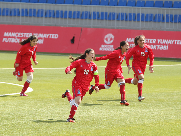 UEFA İnkişaf turniri: Azərbaycan U-16 (qızlar) – Yunanıstan U-16 (qızlar) (fotoreportaj)