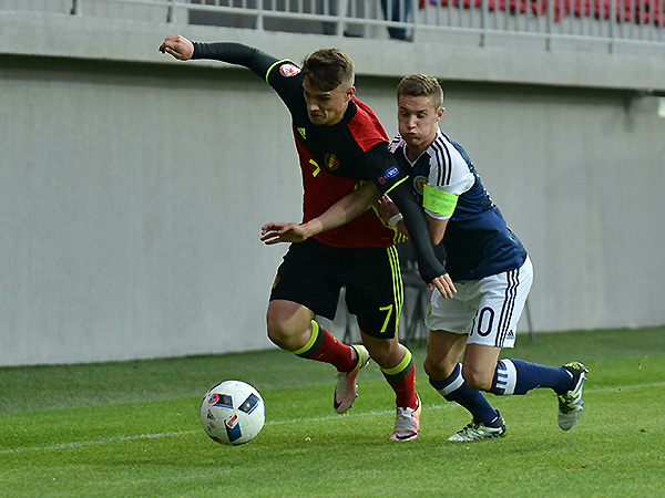 UEFA U-17 AÇ: Belçika - Şotlandiya 2:0 (fotoreportaj)