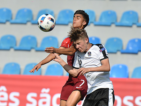 UEFA U-17 AÇ: 1/4 final, Portuqaliya - Avstriya 5:0 (fotoreportaj)