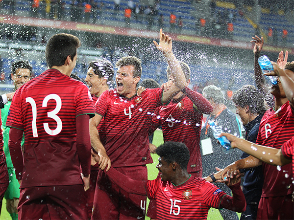 UEFA U-17 AÇ: Portuqaliya - İspaniya  1:1 (5:4 - pen) (fotoreportaj)