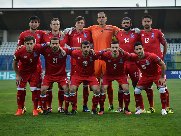 Millinin iki oyun üçün heyəti