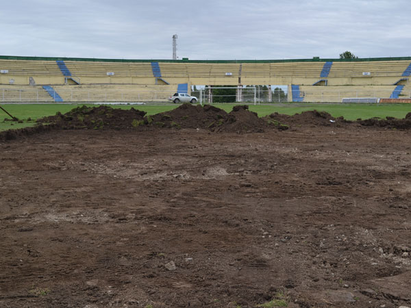 Ganja city stadium’s hybrid grass is changing (photos)