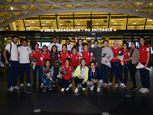 National team came back to Baku (photos)
