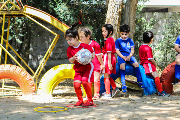 59 saylı uşaq bağçasında futbol dərsi (fotoreportaj)