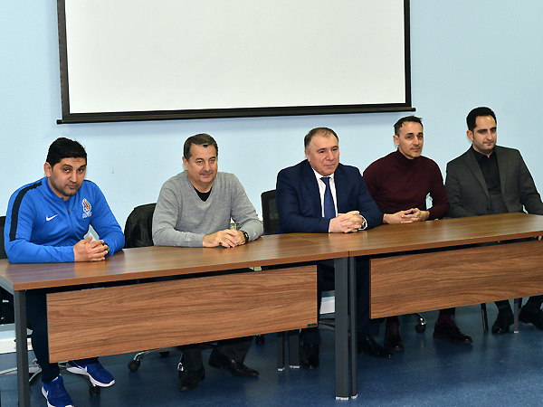 The Executive Committee members met U-19 national team (photos)