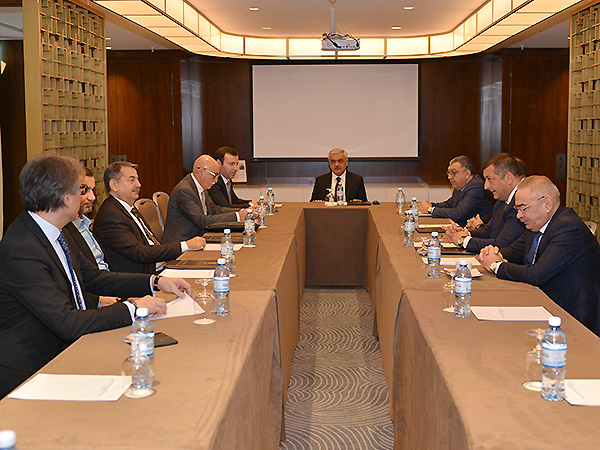 The meeting of the Executive Committee was held