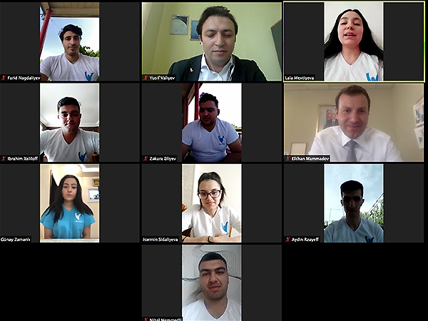 A meeting with volunteers in the video conference format 