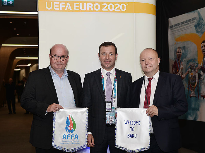 Elxan Məmmədov assosiasiya prezidentləri ilə görüşüb (foto)