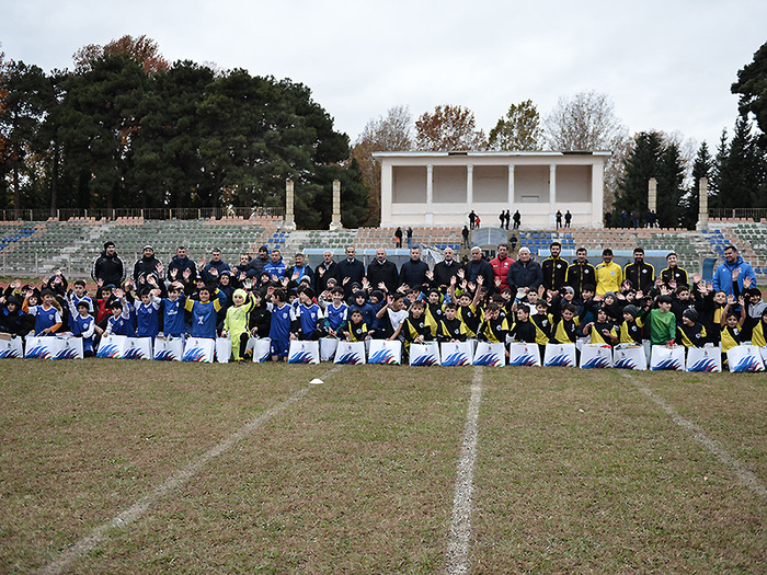 Mingəçevirdə uşaq komandaları ilə görüş keçirilib (fotolar)