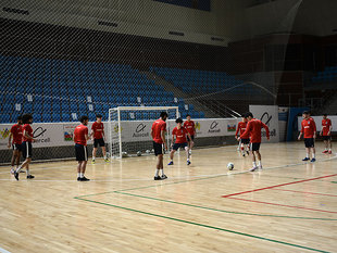 A training session of Under-19 Futsal team (photos)