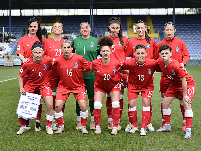 Azerbaijan Women’s team met Denmark
