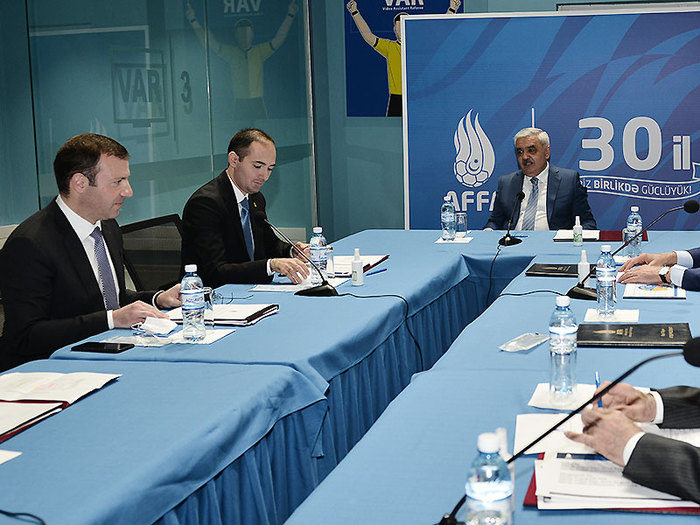 Executive Committee meeting held (photos)