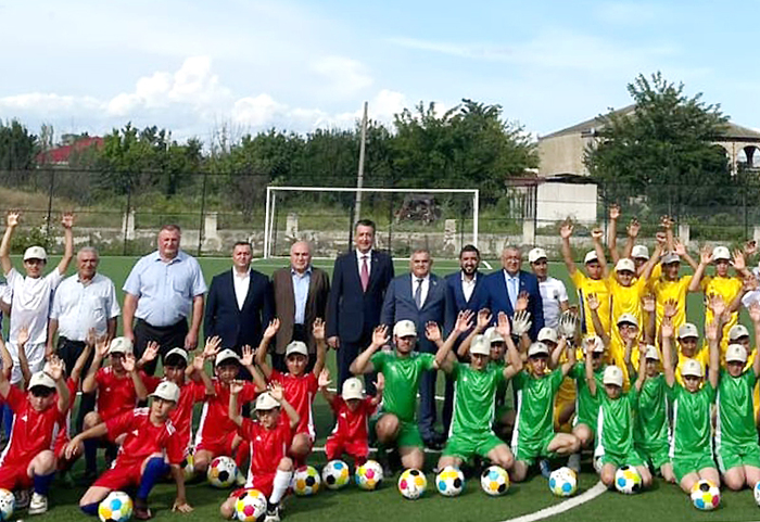 Marneulidə futbol festivalı keçirilib (fotolar)