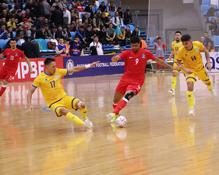 Azerbaijan Futsal team met Kazakhstan (photos)