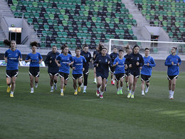 Pre-match training session of Azerbaijan Women's A-team. Hungary, Szeged (photos)
