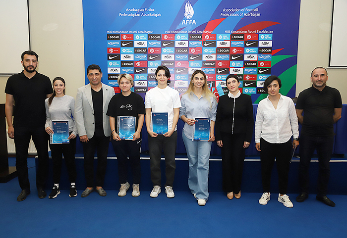 Female coaches were presented with diplomas (photos)}