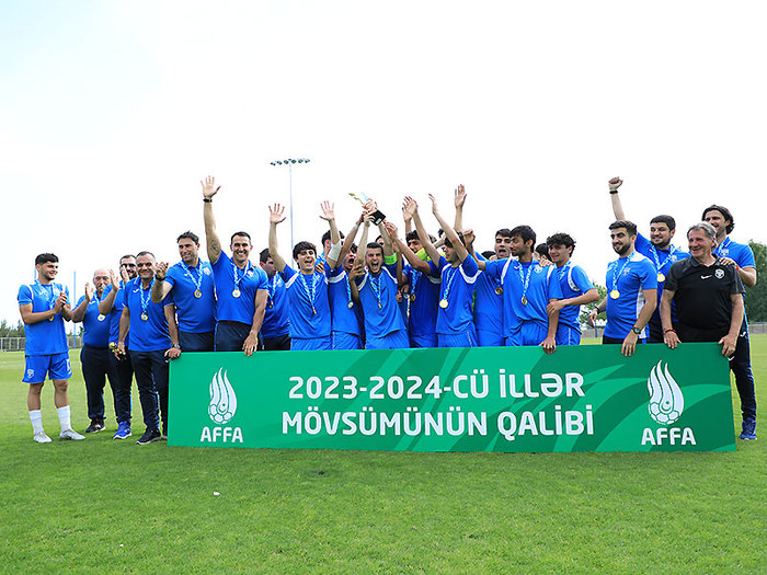 Gənclər Liqasında mövsüm başa çatıb (fotoreportaj)