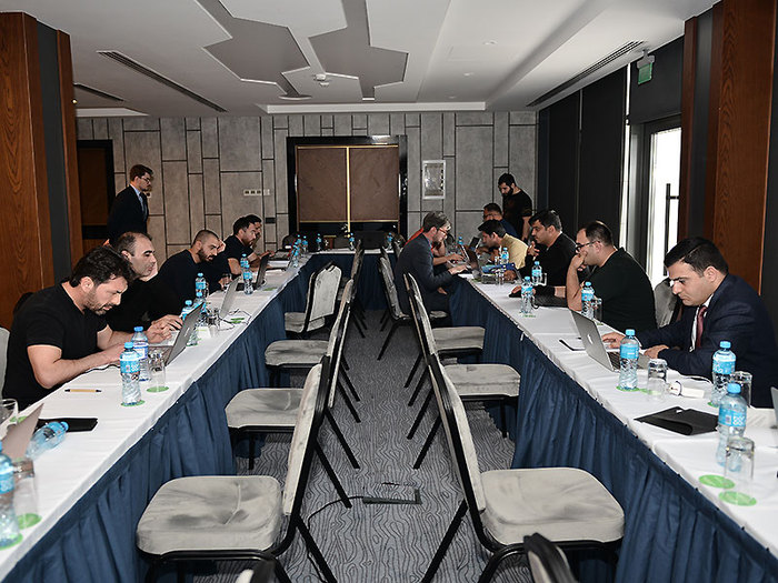 FIFA agenti olmaq istəyənlər üçün imtahan (fotolar)