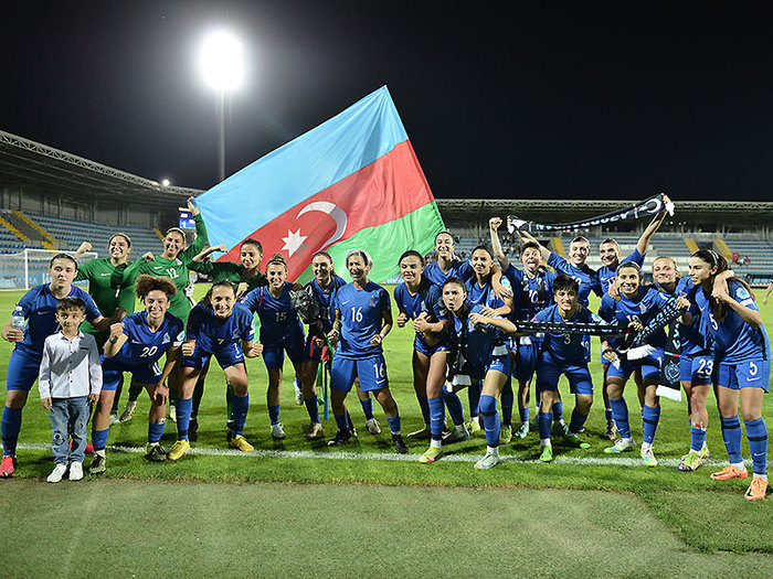 Azərbaycan (Qadınlar) - Türkiyə (Qadınlar) (fotoreportaj)
