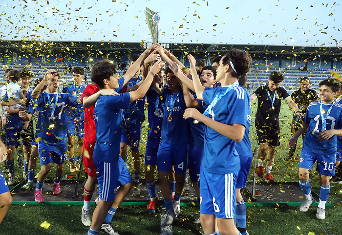 AFFA U-15 Liqasının qalibləri mükafatlandırılıblar (fotoreportaj)