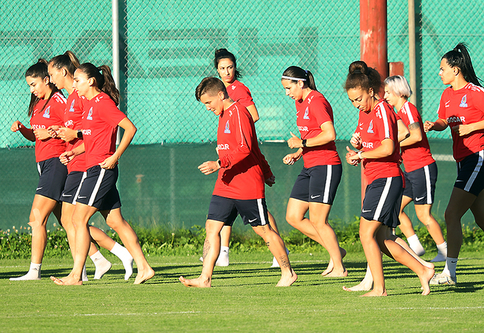Millinin (Qadınlar) məşqi. Lozanna, İsveçrə (fotoreportaj)