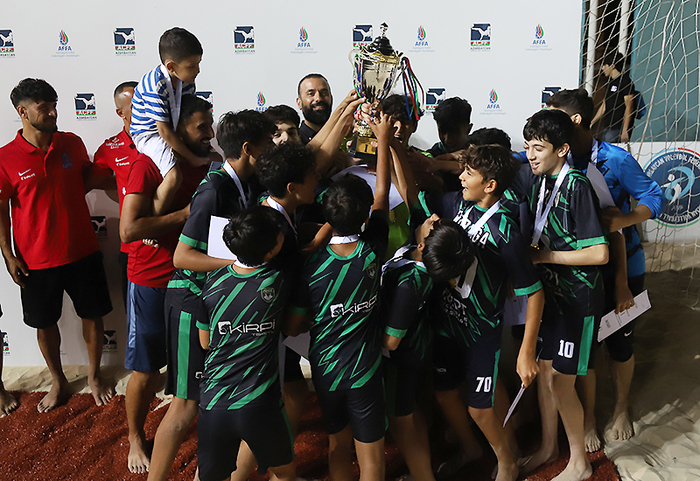 Çimərlik futbolunda qaliblər müəyyənləşib (fotoreportaj)