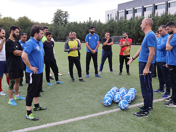 “D” kateqoriyalı məşqçi kursları keçirilir (fotolar)