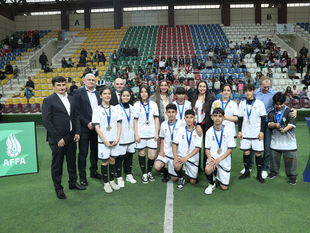 Uşaq evlərinin komandaları arasında minifutbol turniri təşkil olunub (fotolar)