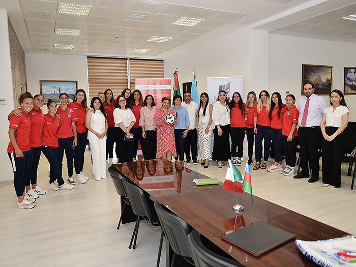Meeting with Ambassador of Mexico (photos)