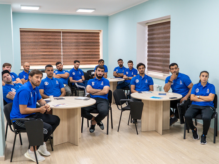 Bakıda UEFA B kursu keçirilir}