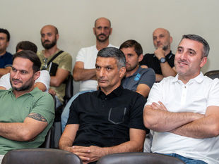 Yeni oyun qaydaları ilə bağlı görüş keçirilib 