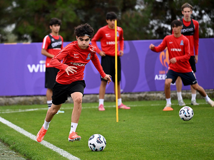 U-16-nın Qırğızıstanla oyunöncəsi son məşqi (fotoreportaj)