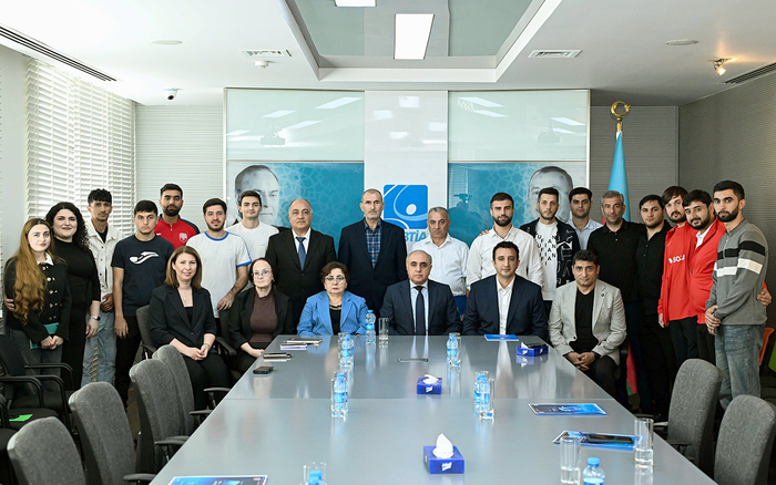 Certificates were presented to students (photos)