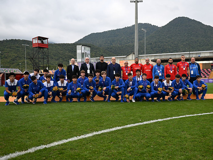 Azərbaycan (U-16) - Rusiya (U-16) (fotoreportaj)}
