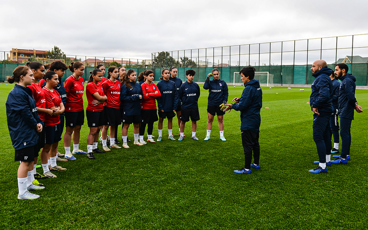 U-17 millimizin (Qadınlar) məşqi (fotoreportaj)}