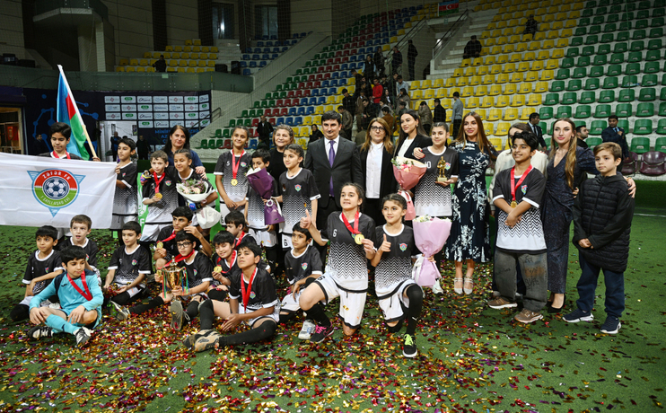 Uşaq evlərinin komandaları arasında minifutbol turniri keçirilib (fotoreportaj)}