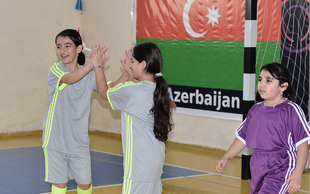 “Məktəbli Qızlar” turnirinə start verilib (fotolar)