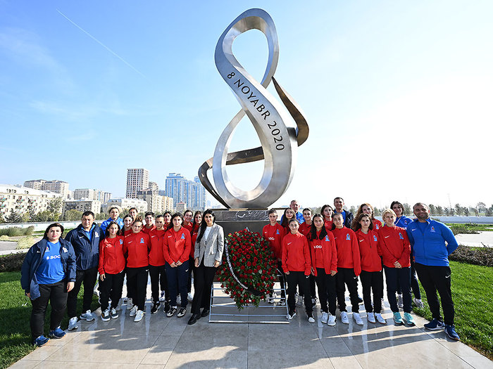 U-19 (Qadınlar) Zəfər Muzeyini ziyarət edib (fotolar)}