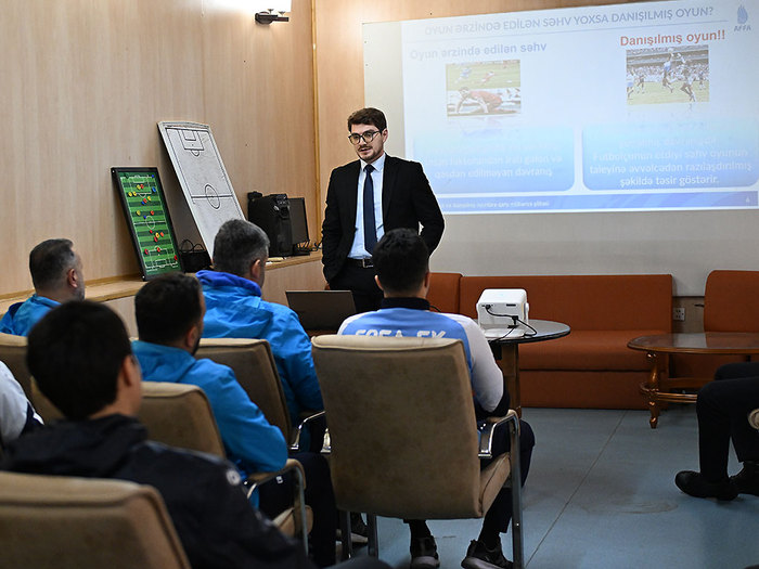 “Şəfa” klubu üçün danışılmış oyunlara qarşı sessiya (fotolar)