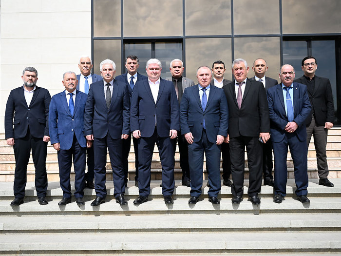 Regional Futbol Federasiyalarının rəhbərləri ilə görüş keçirilib}