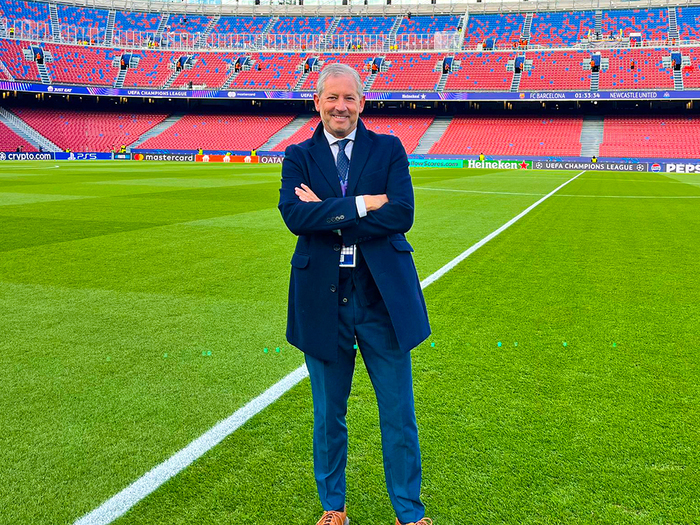 Frank De Bleker “Barselona” – “Nyukasl” oyununda}