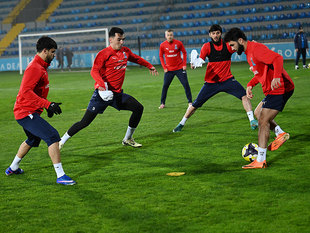 A millinin Sent Lüsiya ilə oyunöncəsi açıq məşqi (fotoreportaj)