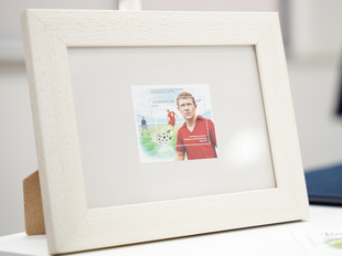 Anatoli Banişevskinin yubiley poçt markaları dövriyyəyə buraxılıb (fotolar)