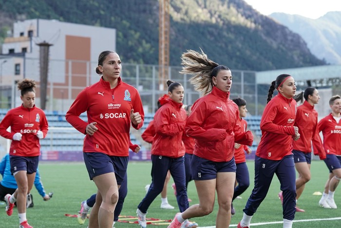Millinin (Qadınlar) Andorra ilə oyunöncəsi məşqi (fotoreportaj)}