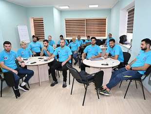 UEFA lisenziyalı məşqçilik kursları üzrə təlim keçirilir (fotolar)