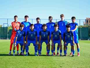 U-17 Tacikistan yığması ilə qarşılaşıb