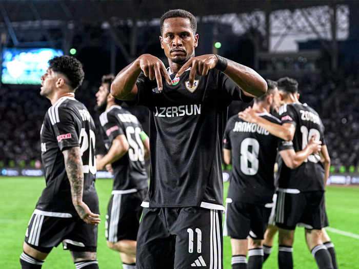 “Qarabağ” böyükhesablı qələbə ilə başladı