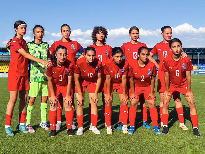 U-15 (Qızlar) UEFA İnkişaf Turnirində ilk oyununa çıxıb}